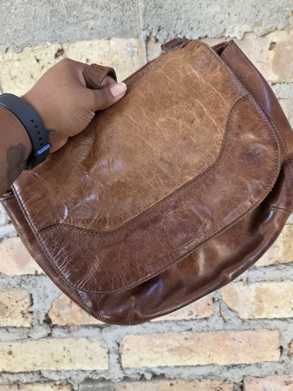 FRYE Vintage Cognac Brown Distressed Leather Flap Crossbody Bag